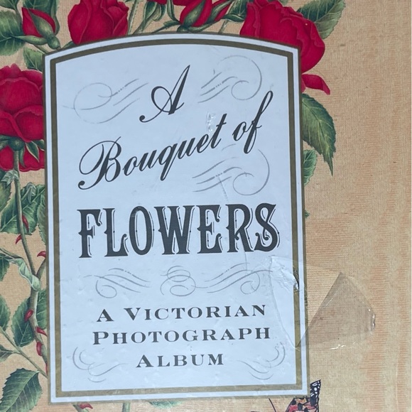 The Victorian Photograph Album - A BOUQUET OF FLOWERS -Vintage Hardback - Picture 2 of 6